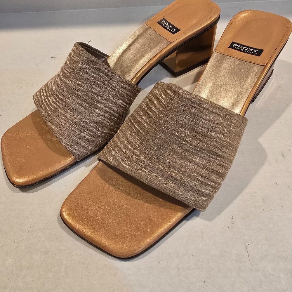 Sandals Slides Gold Lame 2" heel Proxy Made in Spain Size 9